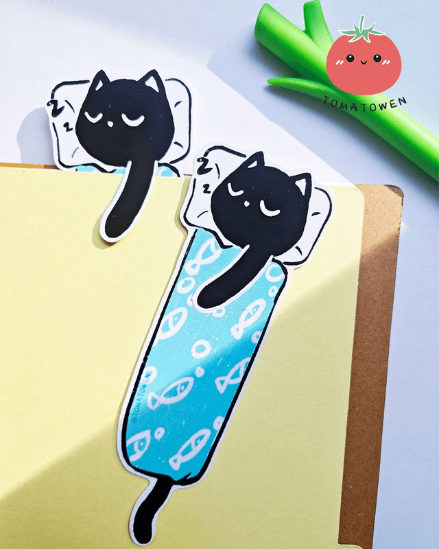 Bookmark: Sleepy Kola black cat